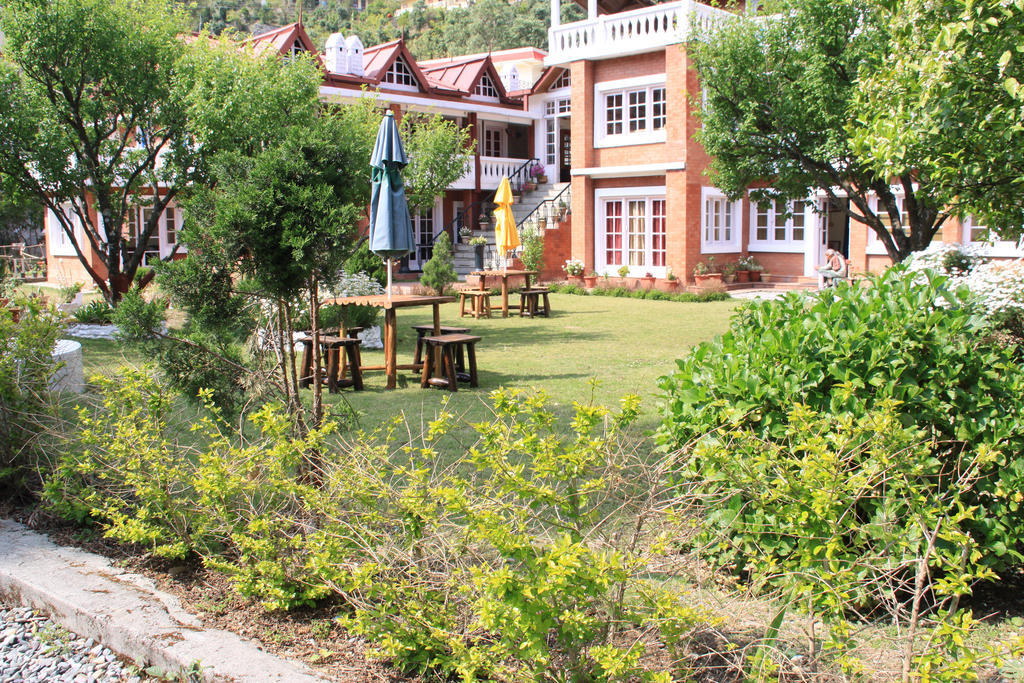 Rewa Retreat Hotel Nainital Exterior photo